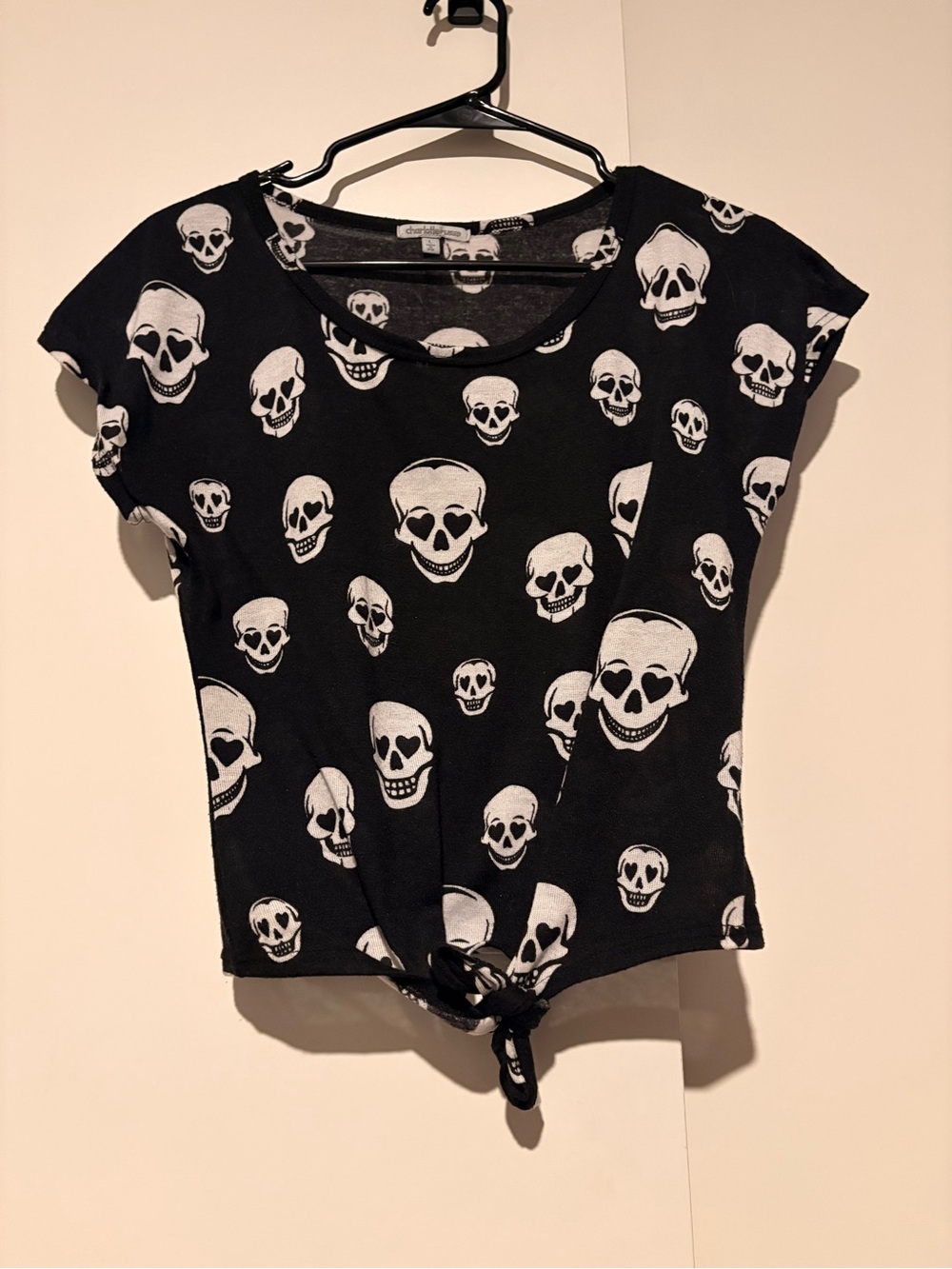 Late 2000’s Charlotte Russe Black Skull-Print Tie-Front Crop Top